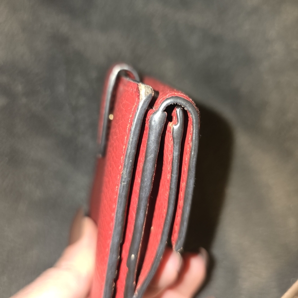 Gucci Red Leather Wallet - Picture 7 of 9
